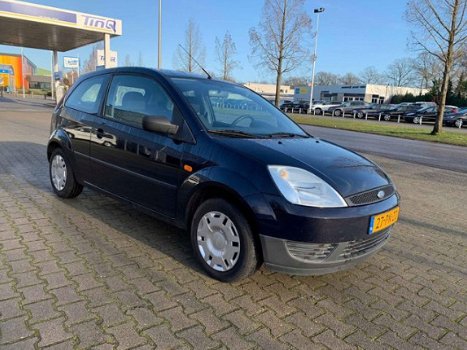 Ford Fiesta - 1.4-16V Ambiente AUTOMAAT//RADIO//APK 07-2020// - 1