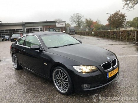 BMW 3-serie Coupé - 320d coupé 163pk exe - 41dkm - xenon - beige leer - 19 inch - 6 bak - pdc - vast - 1