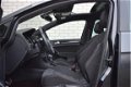 Volkswagen Golf - 1.4 TSI GTE 204PK EX BTW/Panoramadak/Xenon/ORG.NED&1eEIG/7% tm 30-12-2020 - 1 - Thumbnail