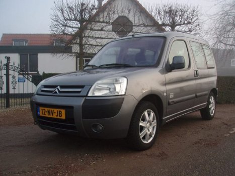 Citroën Berlingo - 1.6i Multispace Petit Paradis *PANORAMADAK*AIRCO*TREKHAAK - 1