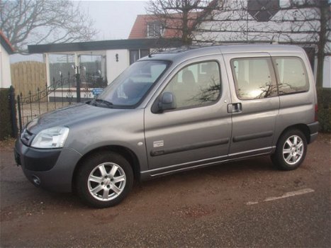 Citroën Berlingo - 1.6i Multispace Petit Paradis *PANORAMADAK*AIRCO*TREKHAAK - 1