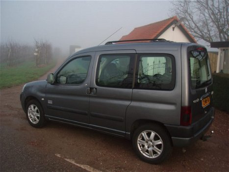 Citroën Berlingo - 1.6i Multispace Petit Paradis *PANORAMADAK*AIRCO*TREKHAAK - 1