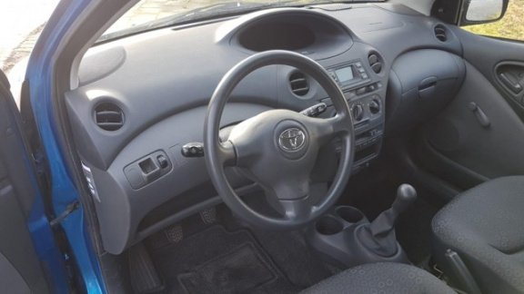 Toyota Yaris - 1.3 VVT-i Terra - 1