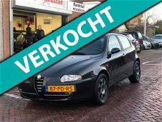 Alfa Romeo 147 - 1.6 T.Spark Edizione Sportiva AIRCO/5DRS/APK/