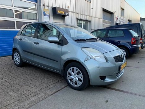 Toyota Yaris - 1.3 VVTi Terra WEINIG KM NAP Super auto - 1