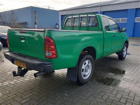 Toyota HiLux - 2.5 D-4D LX Xtra Cab 4X4 - 1