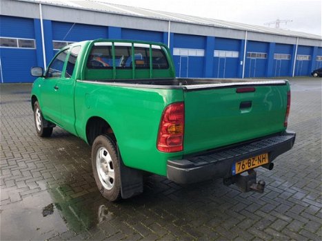 Toyota HiLux - 2.5 D-4D LX Xtra Cab 4X4 - 1