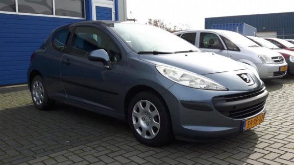 Peugeot 207 - 1.4 VTi XR Airco / APK bij aflevering / Afleverbeurt volgens schema - 1