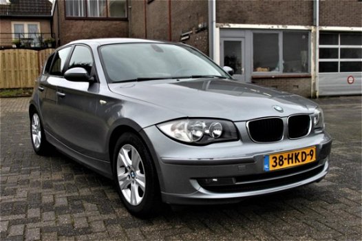 BMW 1-serie - 118d Corporate Business Line 2009 - 1
