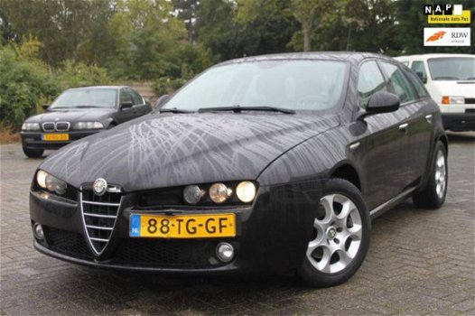 Alfa Romeo 159 Sportwagon - 1.9 JTS Distinctive - 1