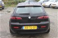 Alfa Romeo 159 Sportwagon - 1.9 JTS Distinctive - 1 - Thumbnail