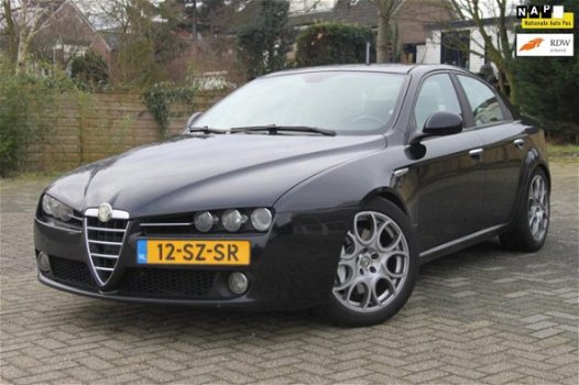 Alfa Romeo 159 - 3.2 JTS Q4 Distinctive - 1