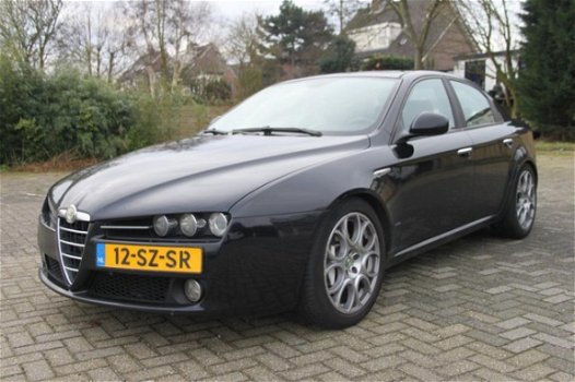 Alfa Romeo 159 - 3.2 JTS Q4 Distinctive - 1