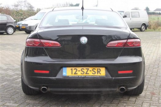 Alfa Romeo 159 - 3.2 JTS Q4 Distinctive - 1