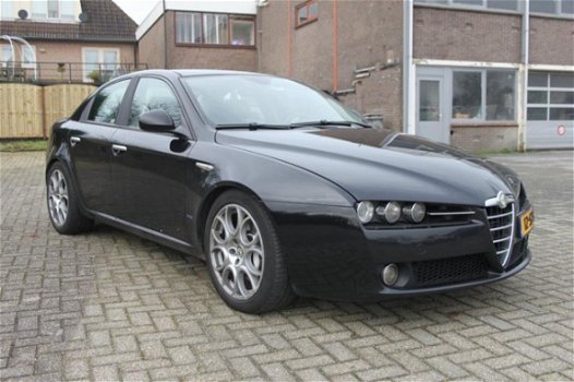 Alfa Romeo 159 - 3.2 JTS Q4 Distinctive - 1