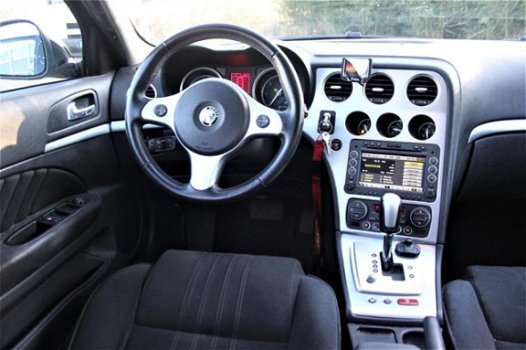 Alfa Romeo 159 Sportwagon - 1.9 JTD Q-Tronic Distinctive - 1