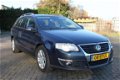 Volkswagen Passat Variant - 2.0 TDI Sportline - 1 - Thumbnail