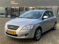 Kia Cee'd - 1.4 CVVT X-ecutive