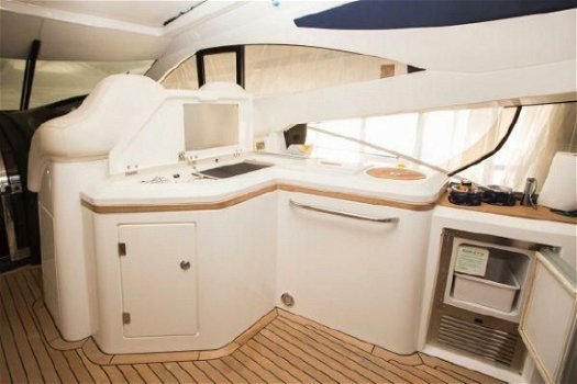 Sunseeker Predator 68 (2004) - 8