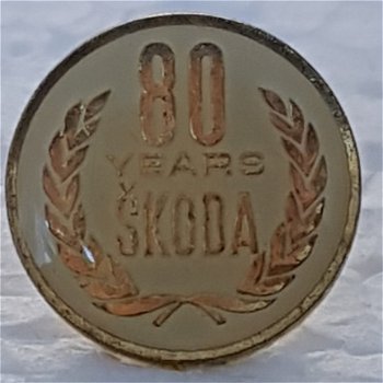 SP0225 Speldje 80 years Skoda [wit] - 1