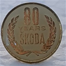 SP0225 Speldje 80 years Skoda [wit]