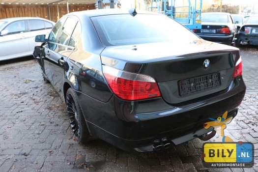 In onderdelen BMW E60 525i '04 BLACK SAPPHIRE METALLIC - 2