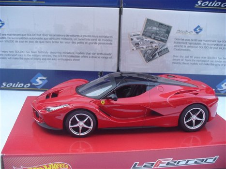 Hotwheels 1/24 Ferrari Laferrari Rood - 3