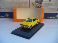 Maxichamps 1/43 Opel Kadett C Coupe Geel