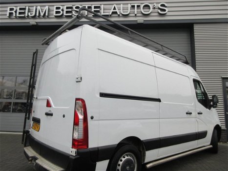 Renault Master - 2.3 DCI L2H2 145 pk airco navi 3 zits - 1