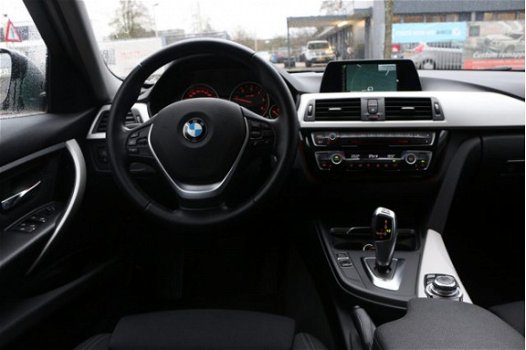 BMW 3-serie Touring - 320d EDE Sport-Line Executive LCI LED Navi 18