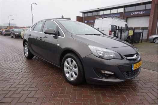 Opel Astra - 1.4 TURBO 140PK BLITZ NL AUTO 1E EIGENAAR NAVIGATIE CRUISECONTROL PARKEERSENSOREN LMV A - 1