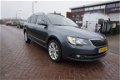 Skoda Superb Combi - 2.0 TDI 140PK AMBITION BUSINESS LUXE 1E EIG PERF.STAAT NAVI XENON/LED STOELVERW - 1 - Thumbnail