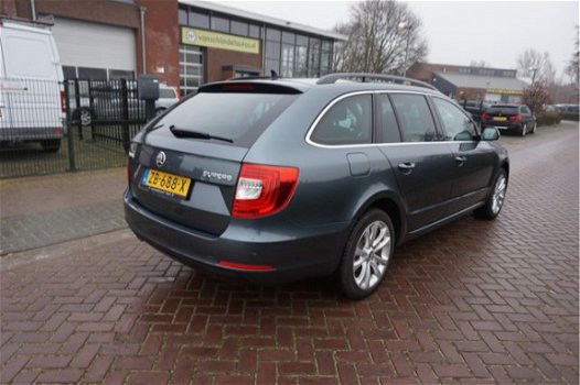 Skoda Superb Combi - 2.0 TDI 140PK AMBITION BUSINESS LUXE 1E EIG PERF.STAAT NAVI XENON/LED STOELVERW - 1