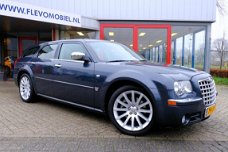 Chrysler 300C Touring - 3.0 V6 CRD Platinum Aut. Xenon/Leder/Navi/PDC