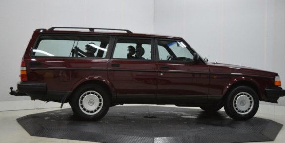 Volvo 240 - 2.0i Polar Nette Auto, Youngtimer - 1