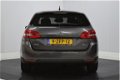 Peugeot 308 SW - 1.6 BlueHDI Blue Lease Limited Panodak, Clima, Cruise, keurige auto - 1 - Thumbnail