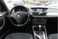 BMW X1 - sDrive18i EXEC, AUTOMAAT, NAVIGATIE, 19 INCH, TREKHAAK - 1 - Thumbnail