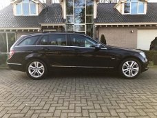 Mercedes-Benz C-klasse Estate - 180 CGI BlueEFFICIENCY Avantgarde COMAND PDC