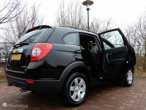 Chevrolet Captiva - 2.4 Intro Edition 2WD LEDEREN BEKEDING/NAVIGATIE/STOELVERWARMING/ETC - 1