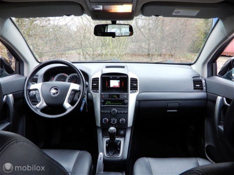 Chevrolet Captiva - 2.4 Intro Edition 2WD LEDEREN BEKEDING/NAVIGATIE/STOELVERWARMING/ETC - 1