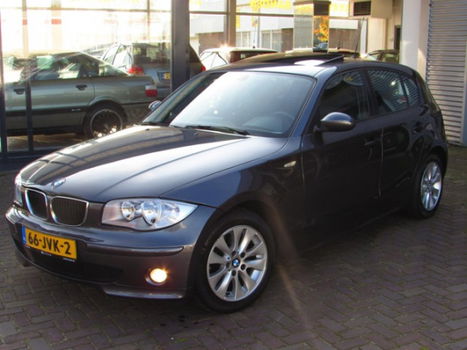 BMW 1-serie - 118i Executive 147.000Km Aut. Navigatie Opendak - 1