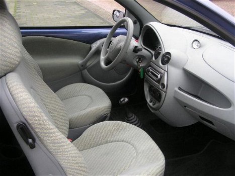 Ford Ka - 1.3 Style 120d km nap sturbekr nieuwe apk - 1