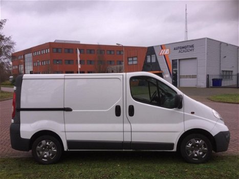 Opel Vivaro - 2.0 CDTI L1H1 114PK MOOI AIRCO 3-PERS 2010 - 1