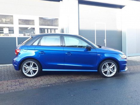 Audi A1 Sportback - 1.0 TFSI Adrenalin S-Line Blue & Black - 1