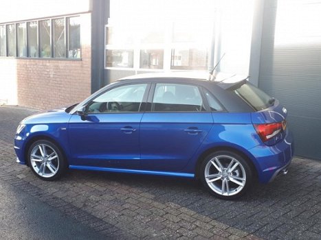 Audi A1 Sportback - 1.0 TFSI Adrenalin S-Line Blue & Black - 1