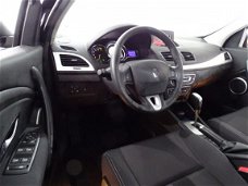 Renault Mégane - 2.0 16v Dynamique CVT/Automaat Navig., Climate, Cruise, Lichtm. velg