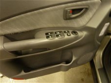 Hyundai Tucson - 2.0i Active airco centr verg lmv 5drs trekhaak elect ramen mistlamp v+a