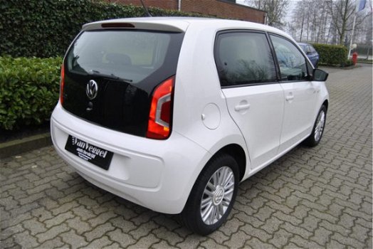 Volkswagen Up! - 1.0 Cup uitvoering 5deurs, sportvelgen, airco, sport interieur - 1