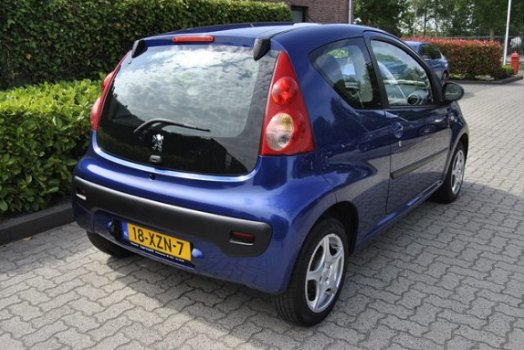 Peugeot 107 - 1.0-12V XR Centrl. vergrendeling op afstand, elek. ramen, zuinige auto - 1