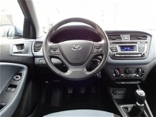 Hyundai i20 - 1.2 Handsfree bellen / Airco / Pdc